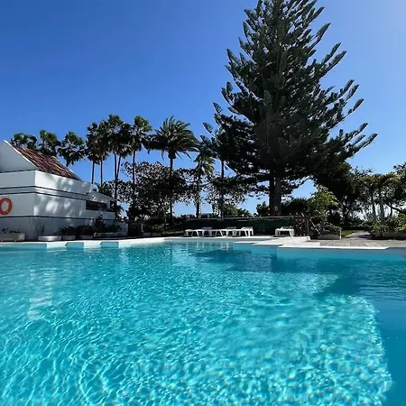 בית נופש Luxury Palm Beach Bungalow *