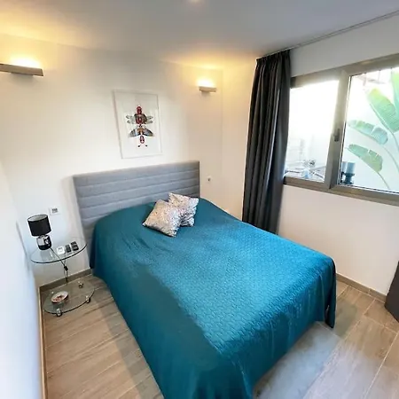 בית נופש Luxury Palm Beach Bungalow *