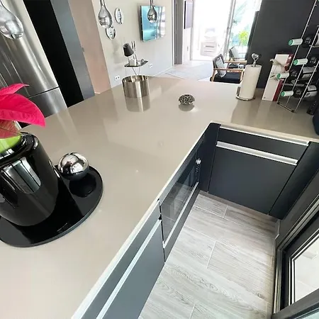 Luxury Palm Beach Bungalow מספאלומס